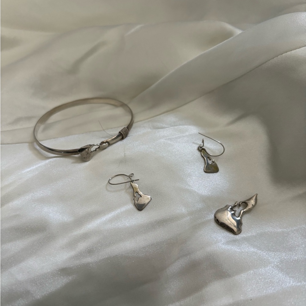 block island RI jewelry set.  Authentic from BI jewelers on island.